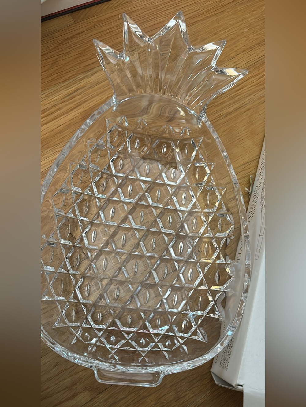Gorgeous Shannon Crystal Hospitality Pineapple Server
